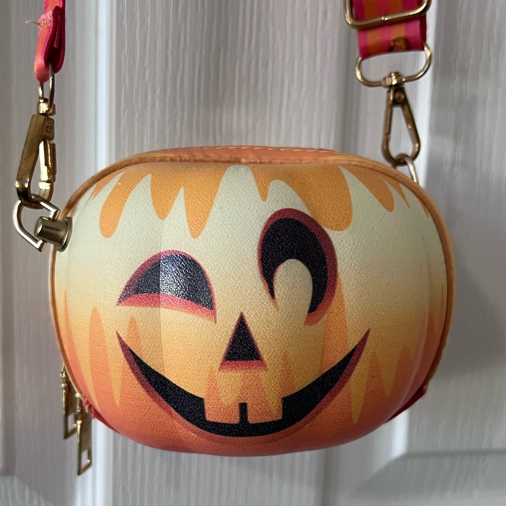 Jack o’ Lantern Halloween Pumpkin Crossbody Bagwith detachable strap
